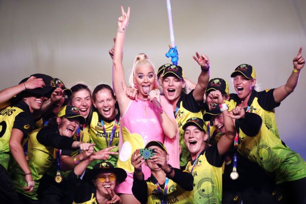 Cricket team with Katy Perry