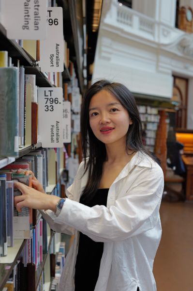 Yangge Xiao