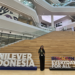 Student at Unilever headquarters