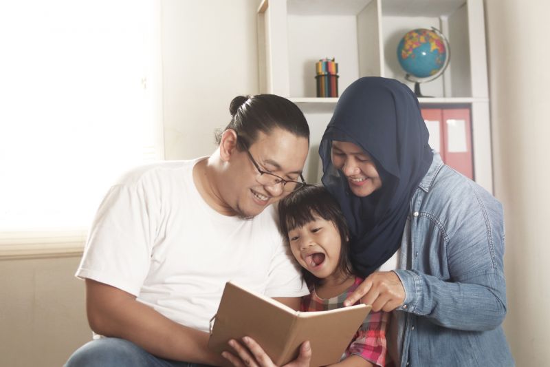 Research: Gender norms can change by showing families how much support communities have for working mothers