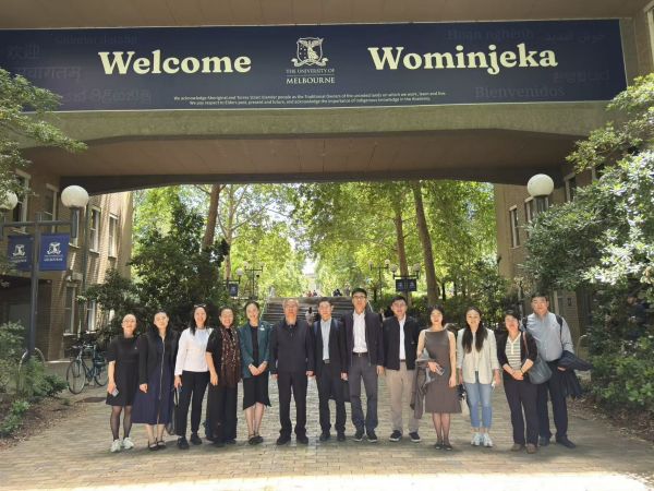A delegation from the REITs Institute, comprising senior leaders from major Chinese SOEs, visiting FBE in Dec 2025.