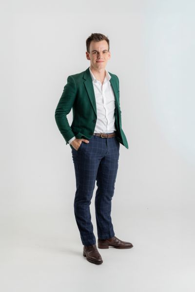 Man with hands in pocket