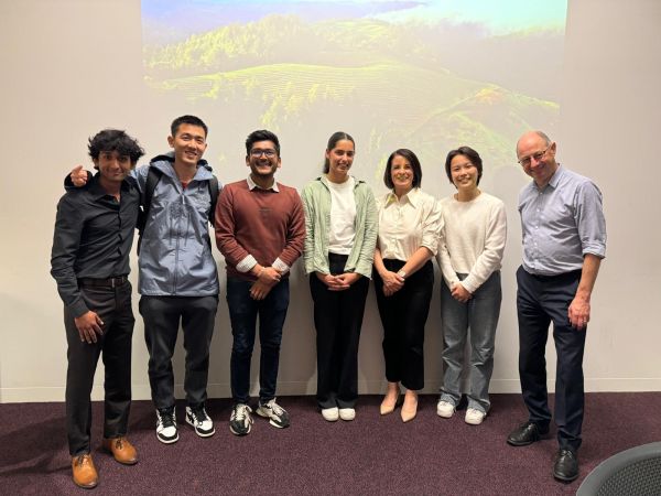 Group shot of students, mentor, professor and a representative from the sponsor organisation