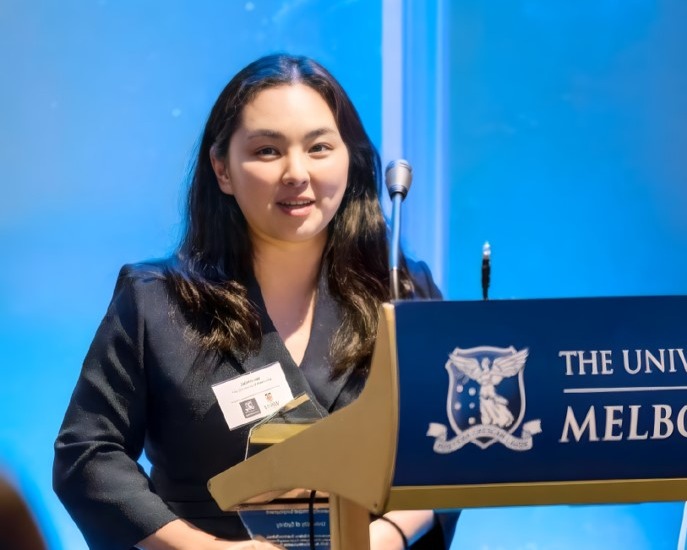 Dr Eun Su Lee