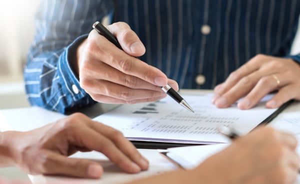 It’s company earnings season. What does that mean – and why does it matter?